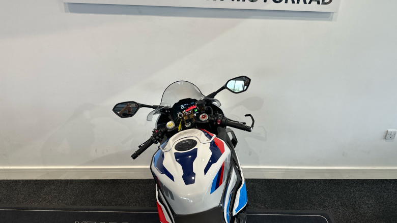 BMW M1000 RR